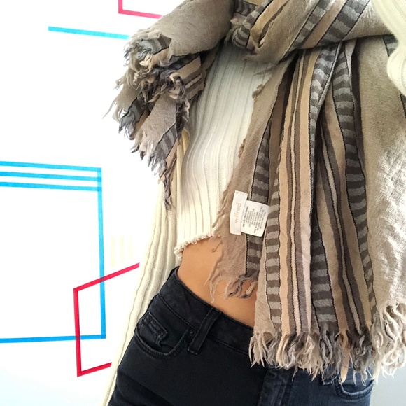 Wilfred Wool Beige Blanket Scarf - Picture 2 of 4